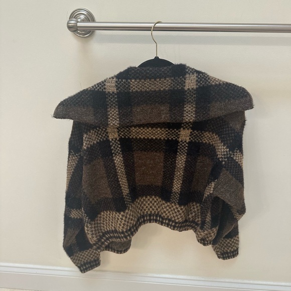 Zara Jacket - Picture 3 of 3